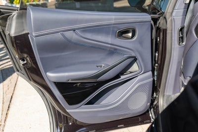 2025 Aston Martin DBX 707