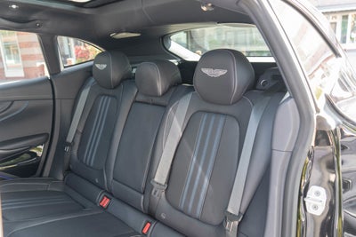 2025 Aston Martin DBX 707