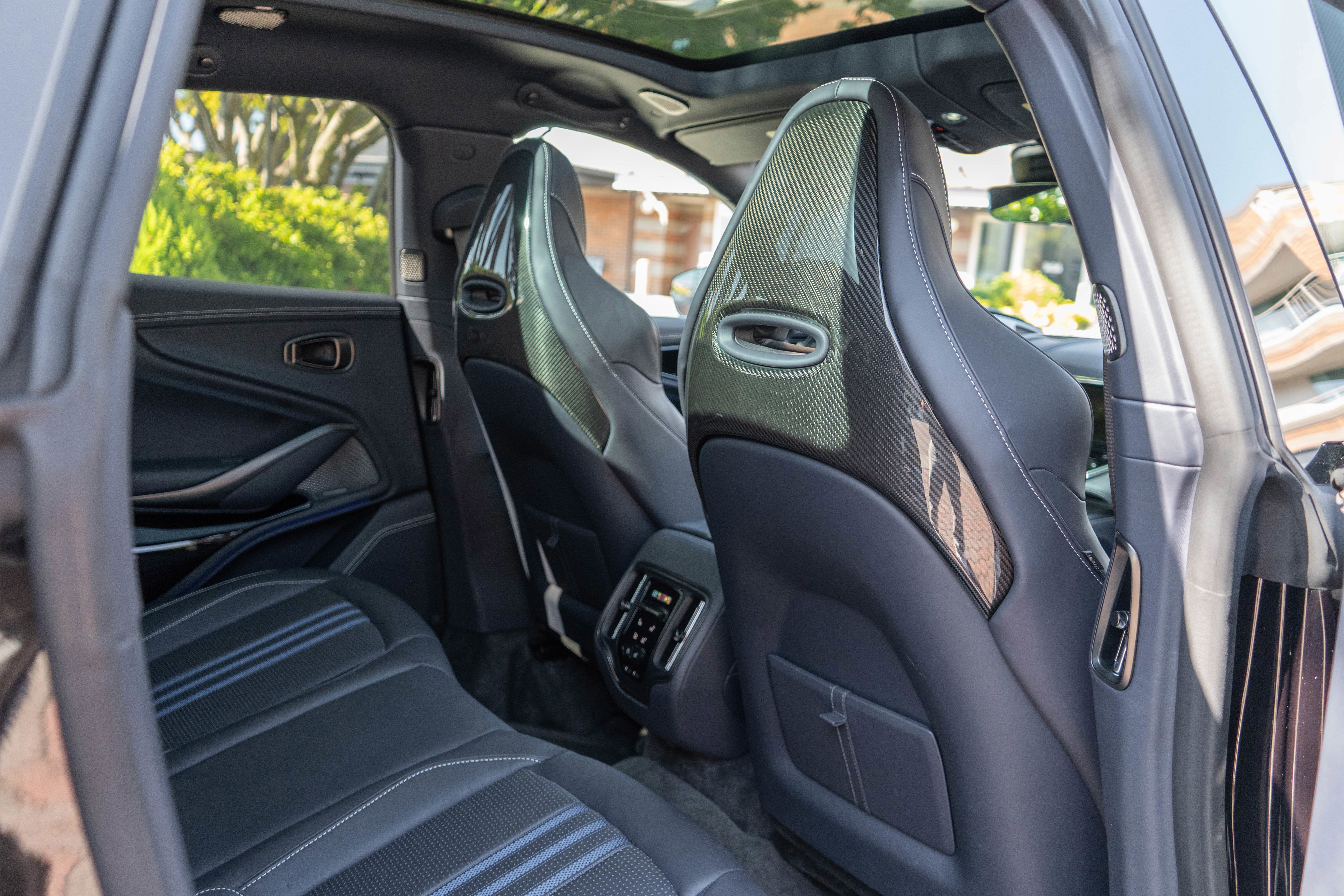 2025 Aston Martin DBX 707