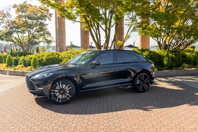 2025 Aston Martin DBX 707