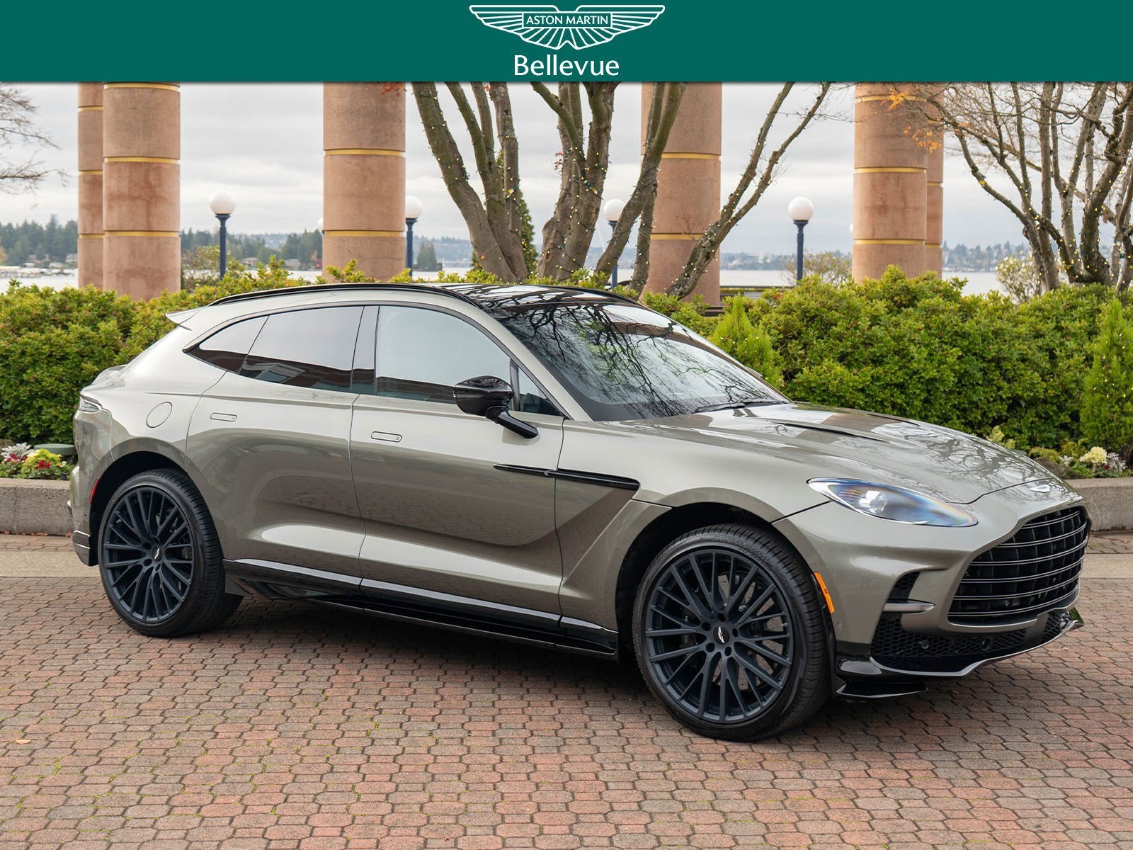 2026 Aston Martin DBX 707