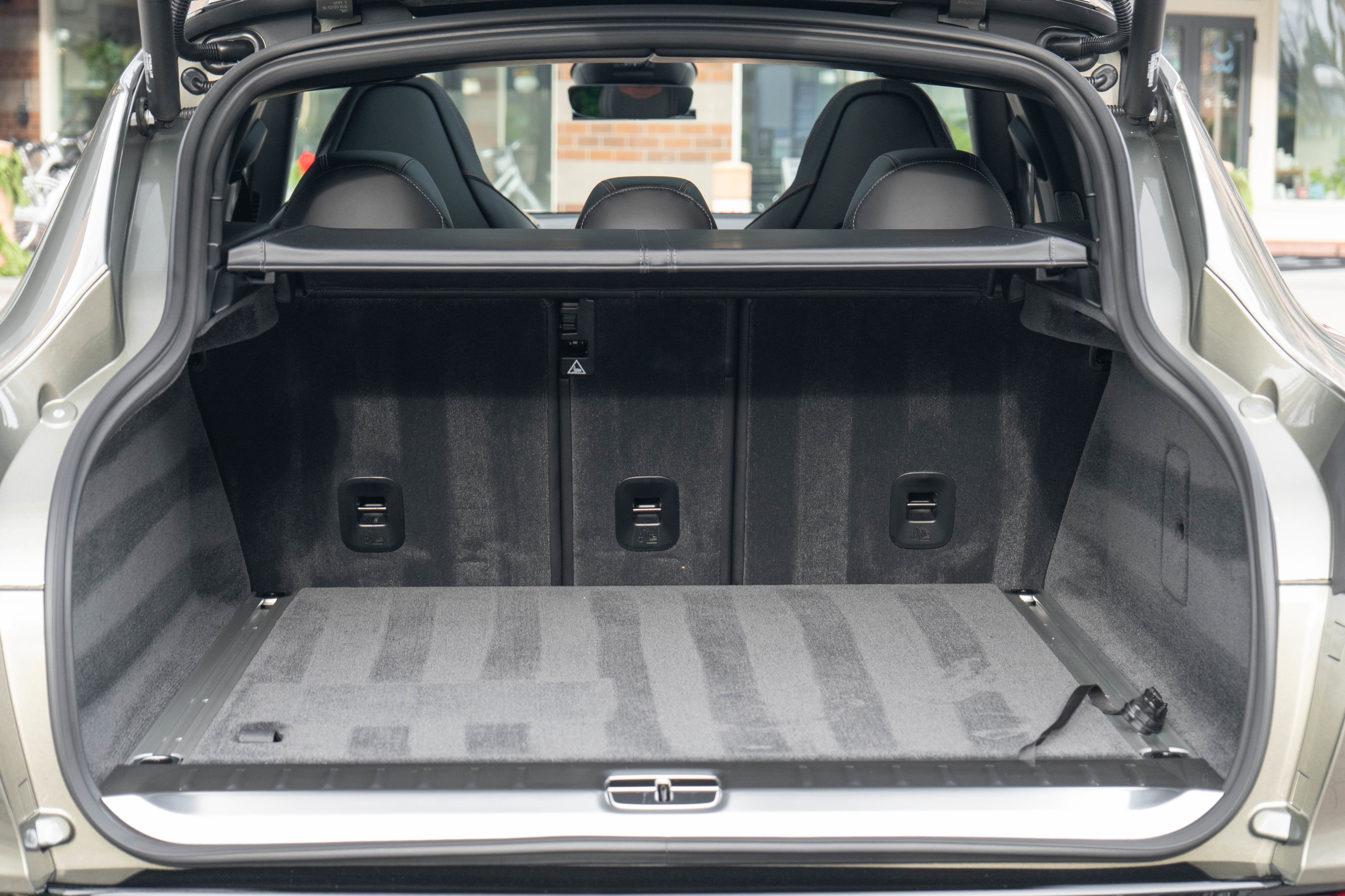 2026 Aston Martin DBX 707