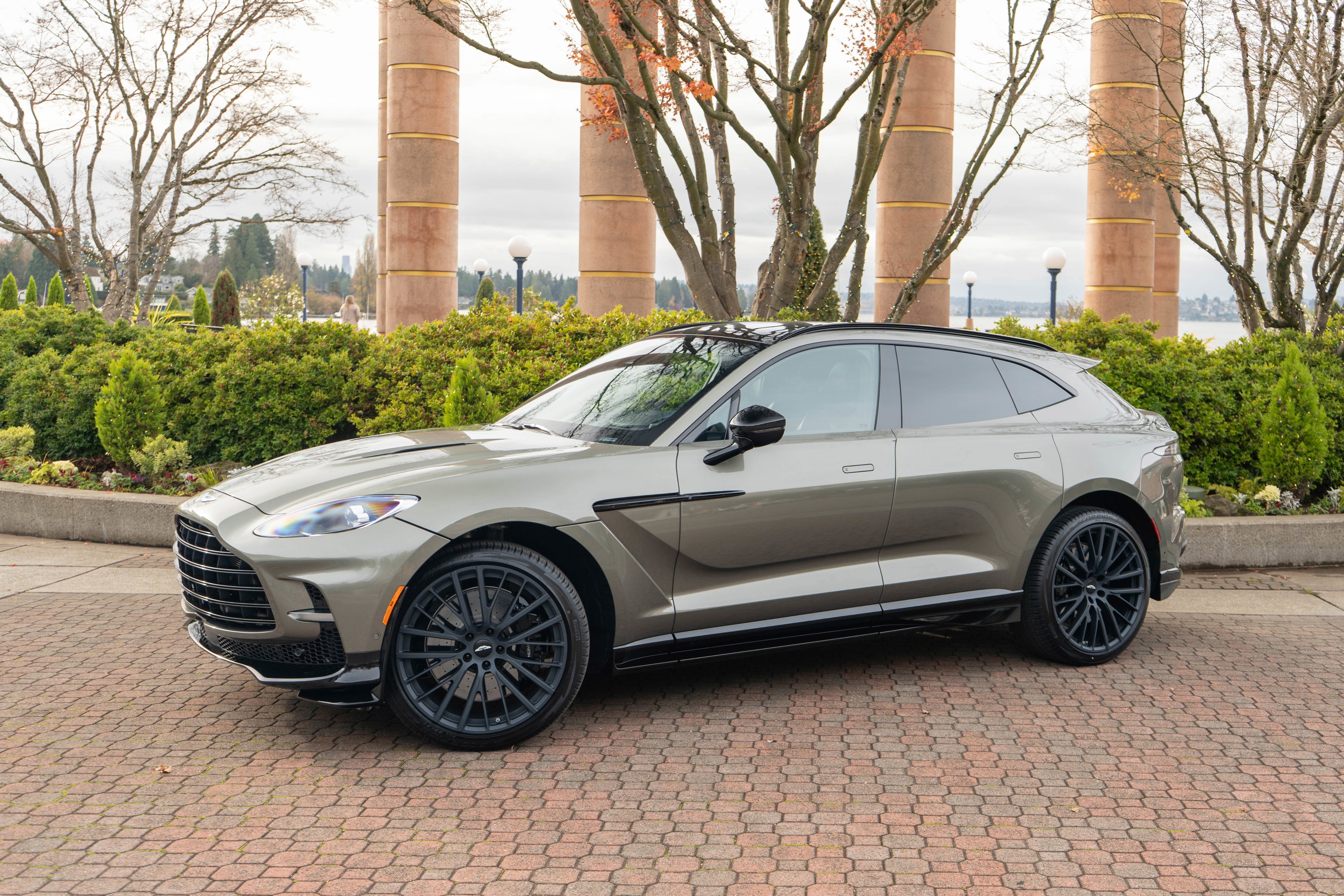 2026 Aston Martin DBX 707