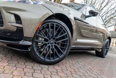 2026 Aston Martin DBX 707