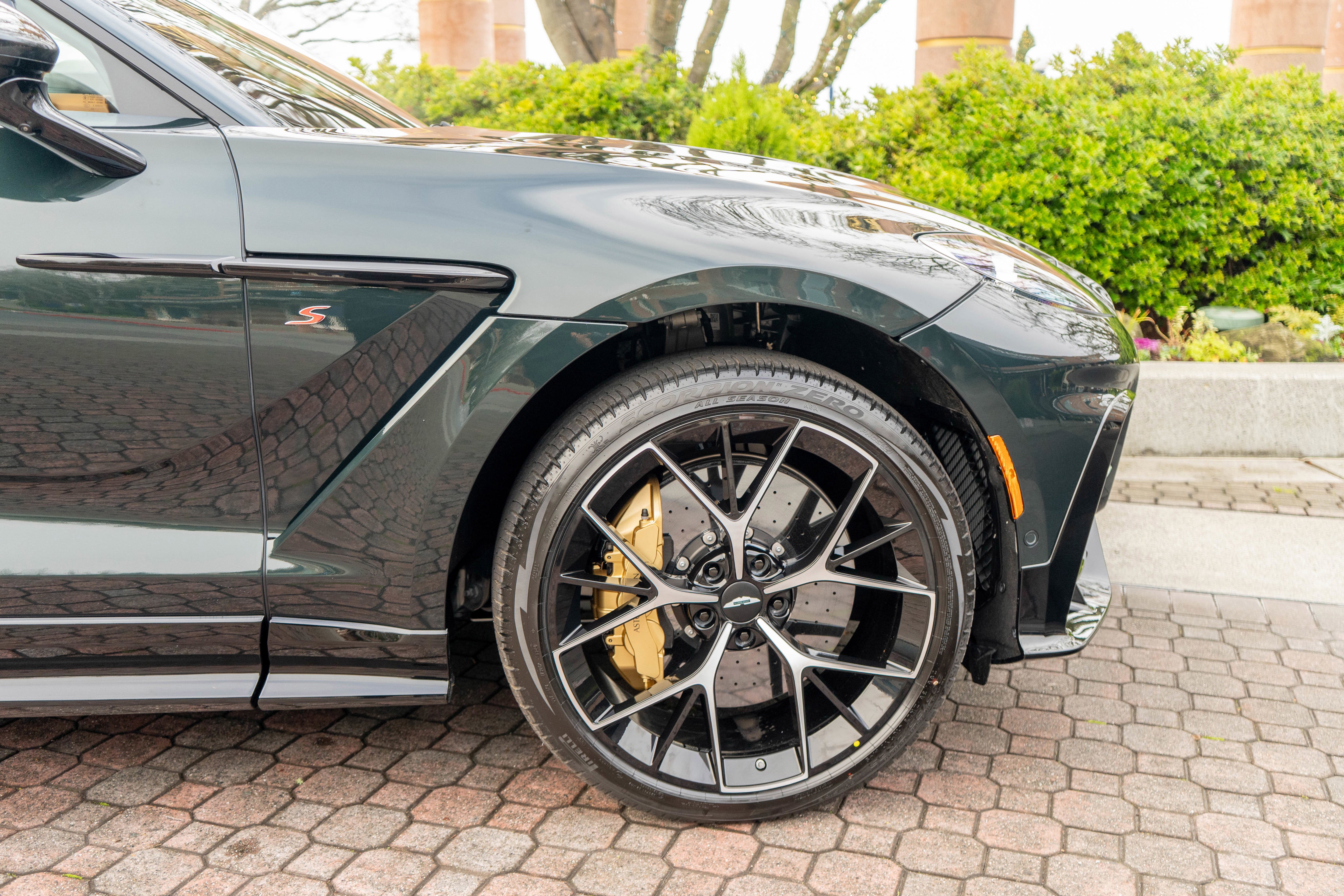 2026 Aston Martin DBX S