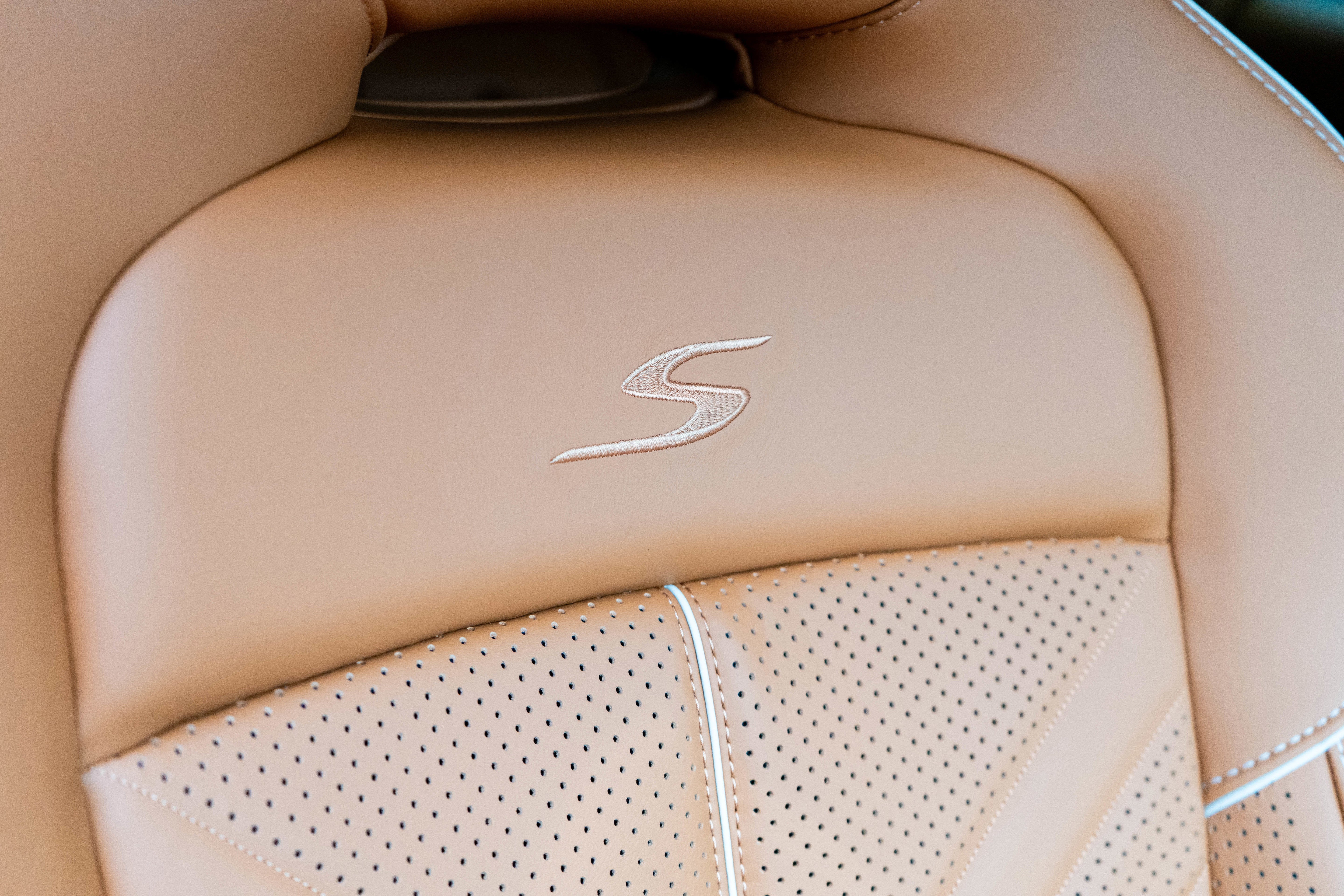 2026 Aston Martin DBX S